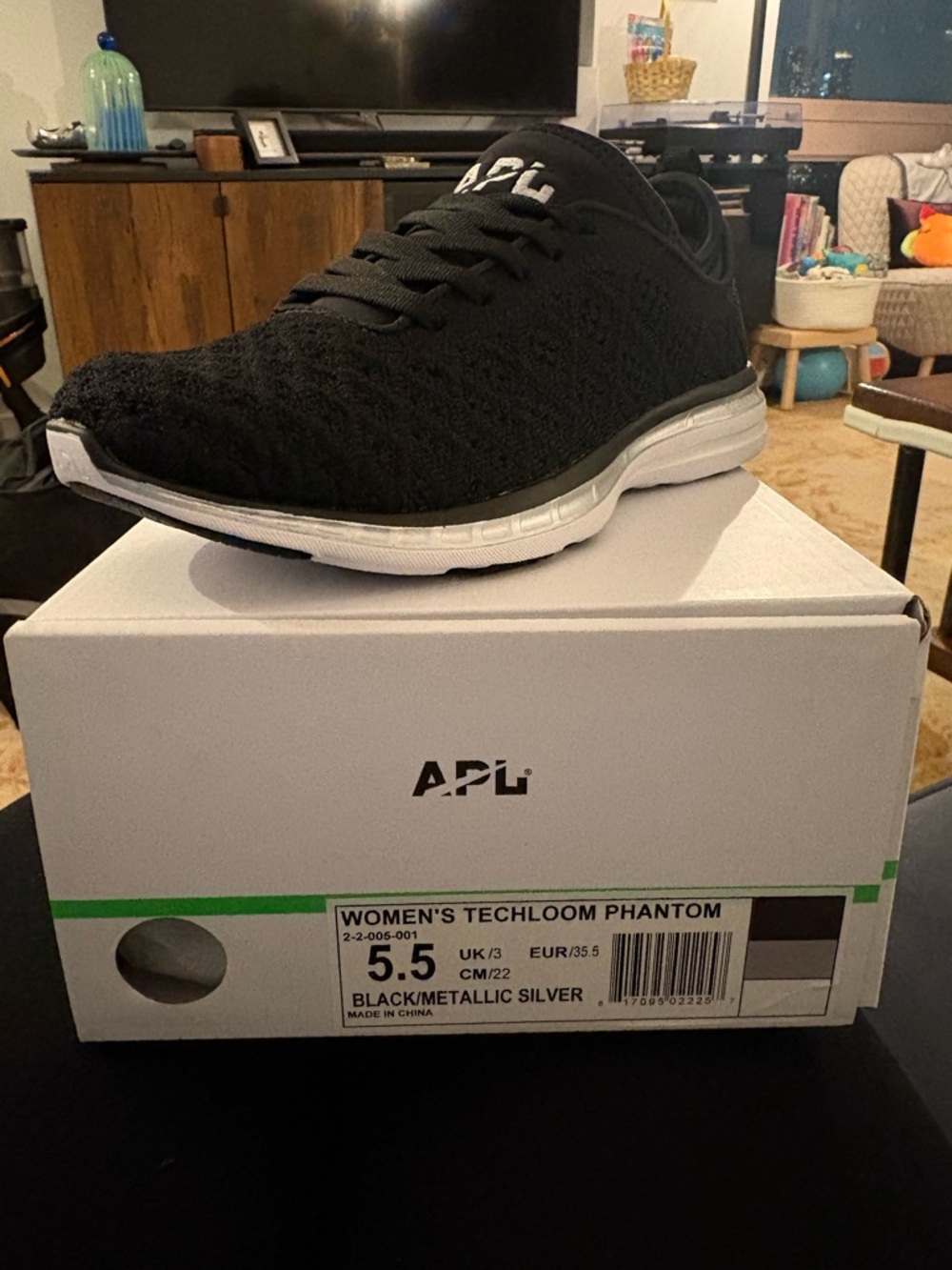 APL Women's Techloom Phantom Sneaker in Black with Metallic Silver NWT 5.5